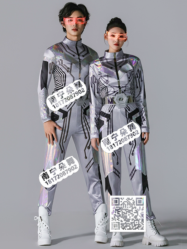 银白间黑我的中国芯现代女套装