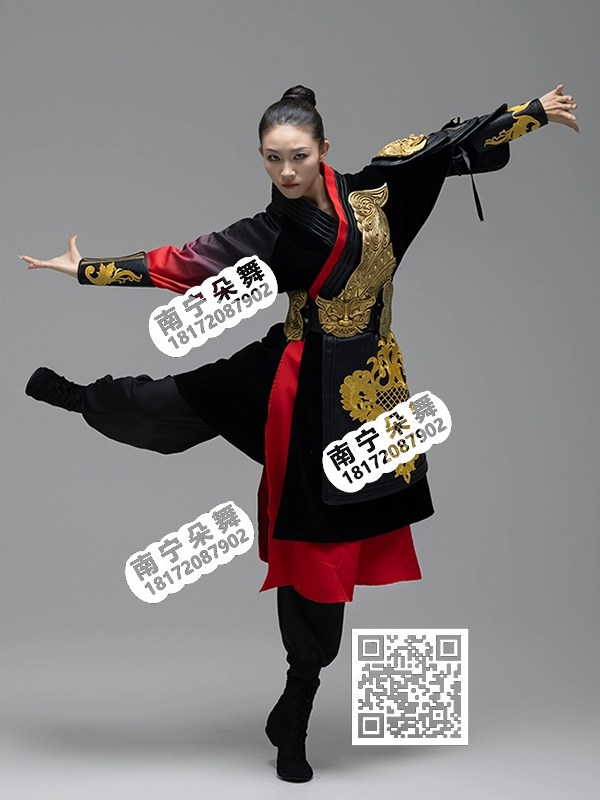 黑红相间金甲神州门神女装